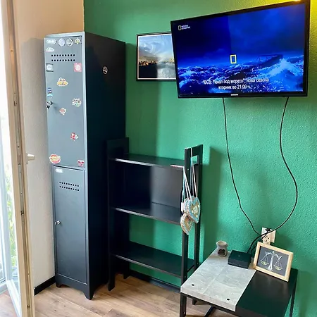 Center Apartment *